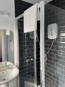 Single Room with Bathroom room in Mocha Newcastle