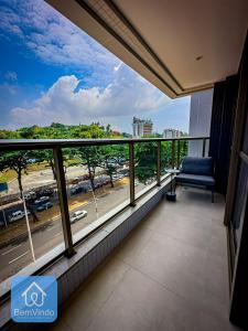 Apartamento Luxuoso de 24 em Ondina