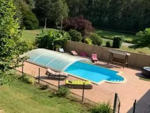 Gîtes de charme avec jacuzzi, piscine chauffée, et activités familiales près du Zoo de Beauval et des Châteaux - FR-1-591-566 - Valençay