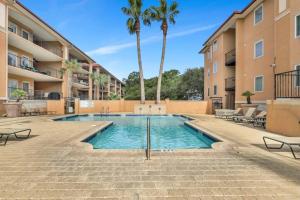 3 BR Condo 2 Pools, Hot Tub, Walk to Beach - Ubytování bez kategorie ve městě Tybee Island