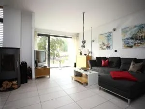 Holiday Apartment 3 Comfortable Vacation Home - Nobbin