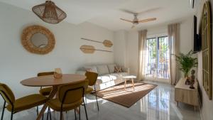 Golf Estate Apartment 3 PoolsYear, Gym, Tennis & Huge Terrace