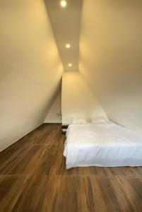 EUCALIA GLAMPS- VATTAVADA