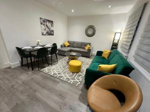 2 Bedroom Apartment, Edgware Road