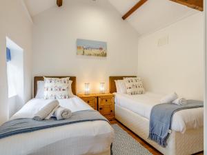 2 Bed in Falmouth 78620