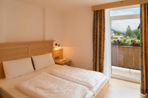 Large Two-Room Apartment room in Apparthotel Germania