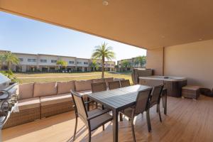 7458 Magic Village 3suites 8guests jacuzzi 8 min Disney