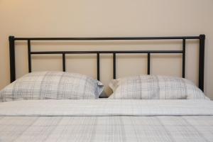 Urban Spacious Apartment Near Kallimarmaron