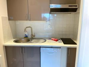 ღ La Corniche • Grand Studio, Piscine & Parking