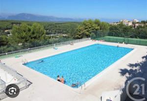 Mougins le Haut - Rez de Jardin - Terrasse - Piscine