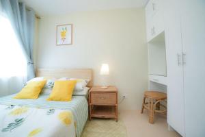 2-BR Condo for 4 in Dumaguete