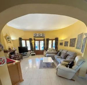 Sweet Home - Пеґо