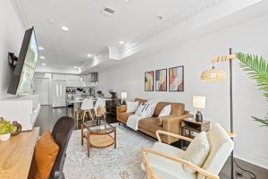 Elegant Urban Retreat in the Heart of Center City