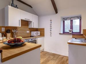 1 Bed in Tintagel 36926