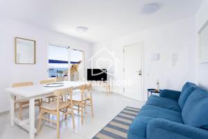 Ocean View El Pris, by Nivariahost