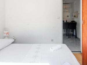 Seaside family friendly house with a swimming pool Slatine, Ciovo - 22427