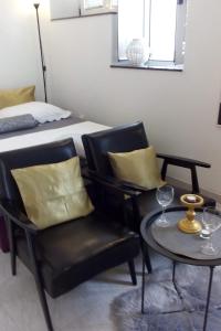 Apartments by the sea Makarska - 22489