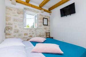 Apartments with parking space Korita, Mljet - 22342