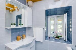 Apartments with parking space Korita, Mljet - 22342