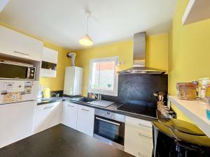 Appartement moderne centre-ville, 600m plage, résidence sécurisée, parking - FR-1-361-368