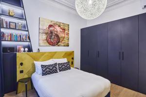 LE MARAIS Luxury Apartment in the heart of Paris - 2 Bed 2 Bath with AC