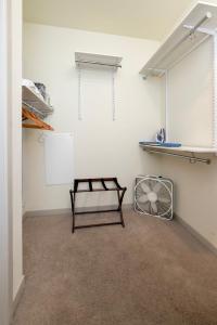 Stunning Nulu 1BR CozySuites 05