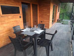 Mágica cabaña en la montaña en la Vega