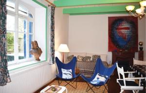 2 Bedroom Pet Friendly Home In Plourivo