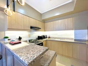 mushROOM Leisure Suites at Infina Towers, Quezon City
