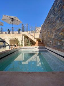 Riad Wadiya, privatif, piscine en rooftop.