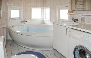 Holiday Home Hasselvænget Hejls Iii