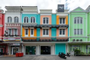 Sans Hotel Kelapa Gading Jakarta