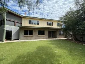 King On Cameron - Cervantes