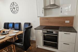 Avocet View *sleeps 10*