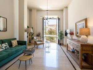 Chezmoihomes Town Hall Apartment 2