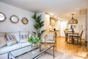 ChezmoiHomes Alhambra Hideaway