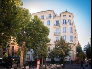 ChezmoiHomes Trinidad Deluxe 5