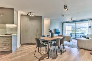 Newlands Peak Luxury Apartment Unit 636