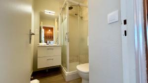 Studio avec balcon, vue panoramique sur la baie