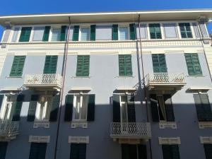 54 ROSSELLI ROOMS
