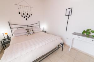 Yenne Apartment img10