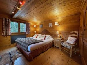 Hotels Les Chalets de la Serraz : Chalet Supérieur