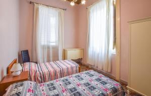 Lovely Home In Melito Di Porto Salvo