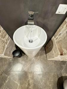 AMALE SUITE 10 GIAPPONE