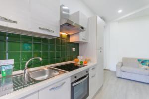 Casa Smeralda a 200m From The Sea - Happy Rentals