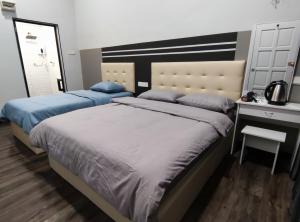 Private Room with ensuite bathroom in Bukit Bakri