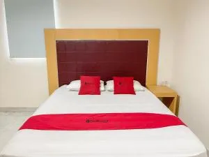 RedDoorz @ Wisma Graha Andi Djemma - Manda