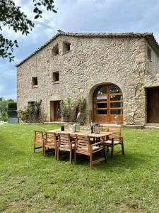 Casa Rural medieval año 1768 - Crespiá