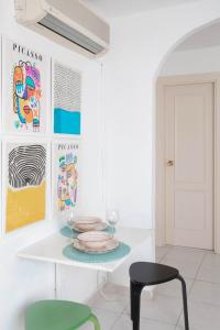 Picassos Dream Cozy & Chic Attic Plaza Merced