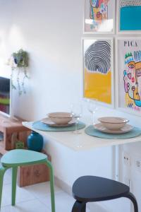 Picassos Dream Cozy & Chic Attic Plaza Merced